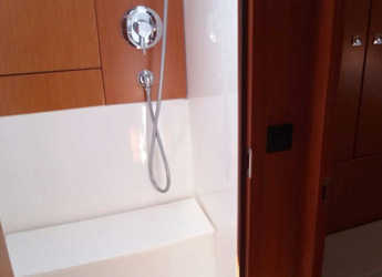 Rent a sailboat in Marina di Scarlino - Bavaria Cruiser 46 (8+2 berths)