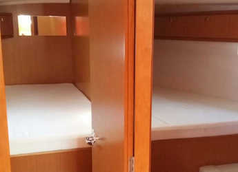 Rent a sailboat in Marina di Scarlino - Bavaria Cruiser 46 (8+2 berths)