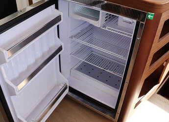 Rent a catamaran in Nanny Cay - Lagoon 42 - 4 + 2 cab.