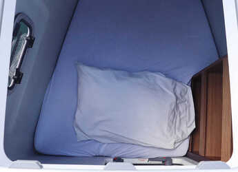 Rent a catamaran in Nanny Cay - Lagoon 42 - 4 + 2 cab.