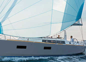 Rent a sailboat in Zaton Marina - Oceanis 38.1