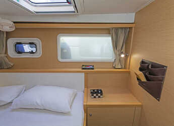 Rent a catamaran in Kos Marina - Lagoon 39