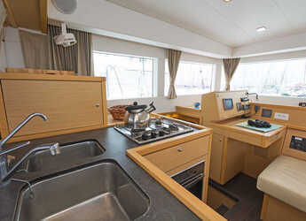 Rent a catamaran in Kos Marina - Lagoon 39