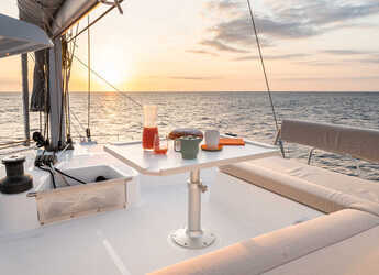 Alquilar catamarán en Club Naútico de Sant Antoni de Pormany - Bali 4.4