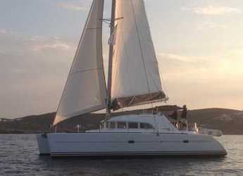 Rent a catamaran in Volos - Lagoon 380 - 4 + 2 cab.