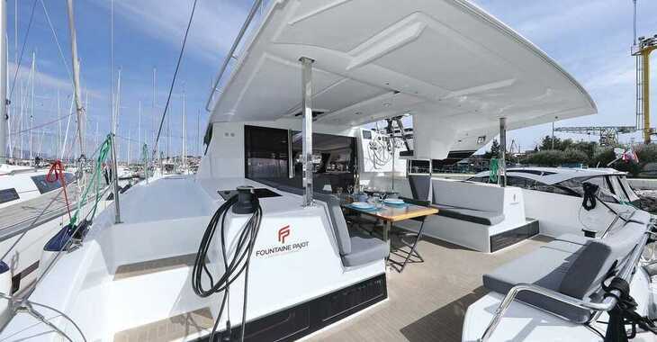 Rent a catamaran in SCT Marina Trogir - Fountaine Pajot Isla 40 - 4 cab.