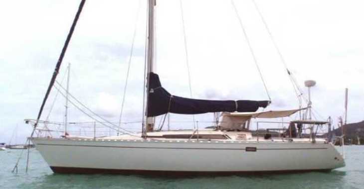 Chartern Sie segelboot in Marina Ibiza - First 38