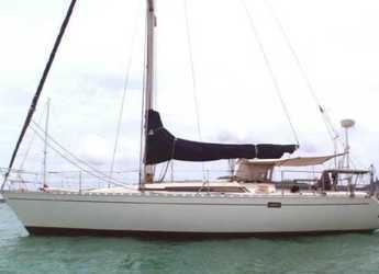 Rent a sailboat in Club Náutico Ibiza - First 38