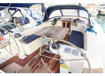 Rent a sailboat in Muelle de la lonja - Bavaria 45 Cruiser