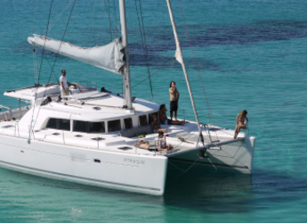 Rent a catamaran in Marina Ibiza - Lagoon 440