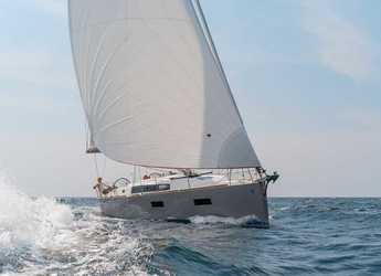 Rent a sailboat in Port Roses - Oceanis 38 - 3 cab.