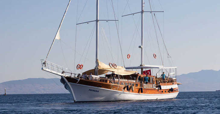 Rent a schooner in Muelle Deportivo Las Palmas - Gulet Hemera