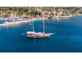 Rent a schooner in Port of Lefkada - Gulet Aphrodite