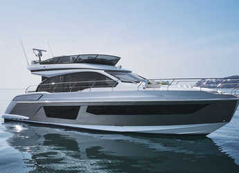 Rent a yacht in Port Vell - AZIMUT 53
