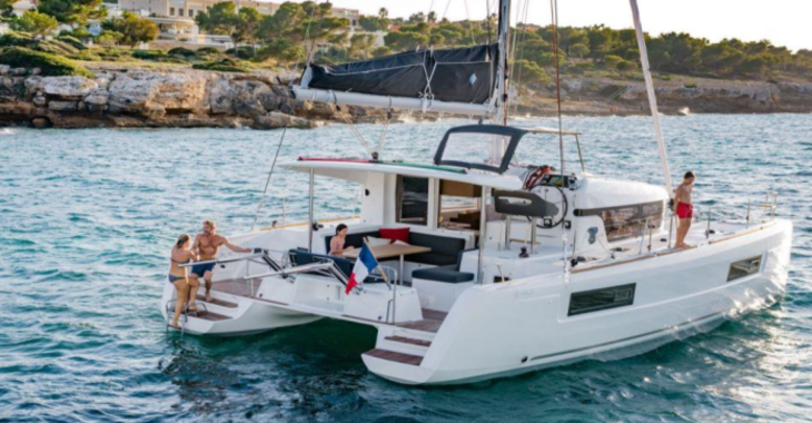 Louer catamaran à Club Náutico Ibiza - Lagoon 40