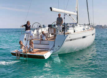 Rent a sailboat in Club Náutico Ibiza - Bavaria 45 Cruiser