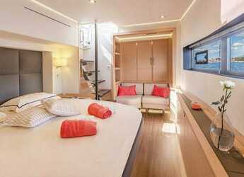 Rent a catamaran in Marina Ibiza - Alegria 67