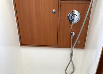 Rent a sailboat in Nidri Marine - Bavaria 45 Cruiser