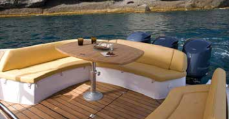 Rent a motorboat in Marina Ibiza - Sessa Key Largo 36