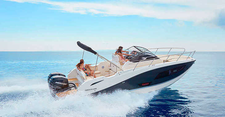 Chartern Sie motorboot in Marina el Portet de Denia - QuickSilver 875 Sundek