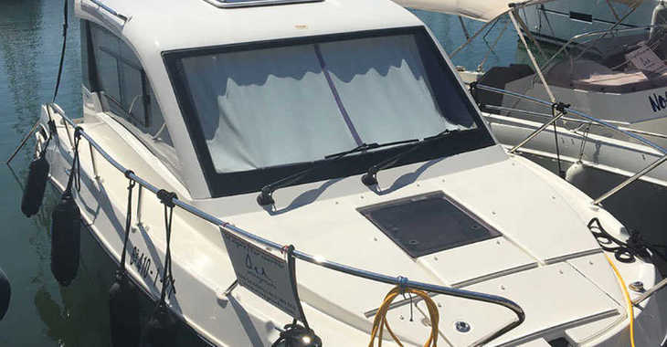 Chartern Sie motorboot in Marina el Portet de Denia - QuickSilver Activ 755 Weekend