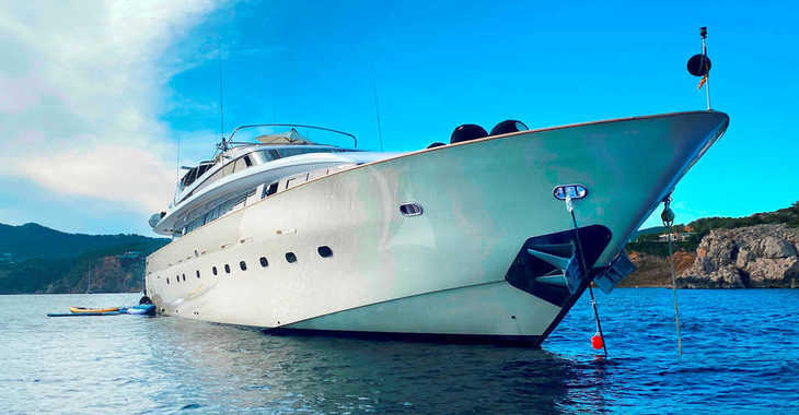 Louer yacht à Marina Botafoch - Mondomarine Yacht