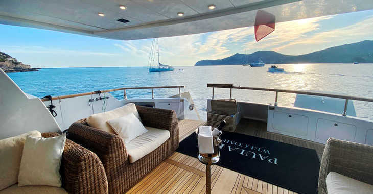 Rent a yacht in Marina Botafoch - Mondomarine Yacht