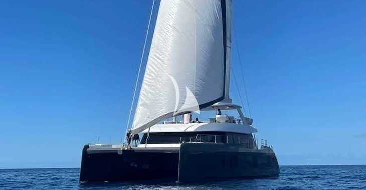Alquilar catamarán en Marina Ibiza - Sunreef 70