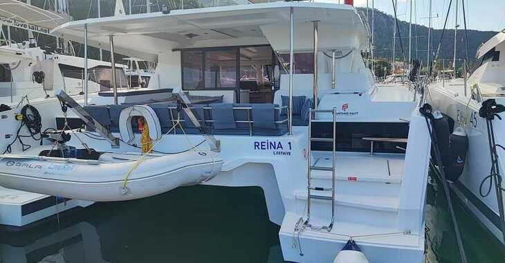 Rent a catamaran in Ece Marina - Astréa 42