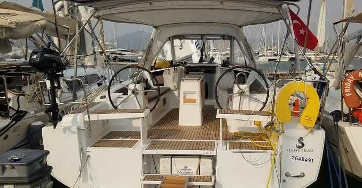 Alquilar velero en Ece Marina - Oceanis 38.1