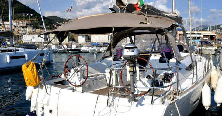 Chartern Sie segelboot in Salerno - Sun Odyssey 439