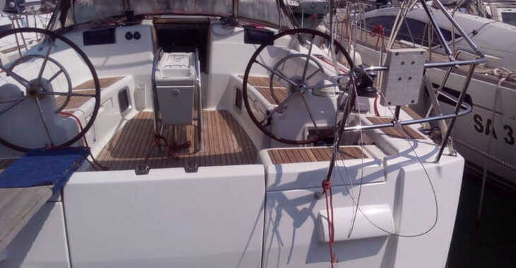 Rent a sailboat in Salerno - Sun Odyssey 439