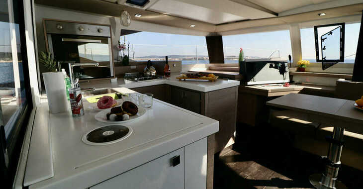 Rent a catamaran in Marina Kastela - Fountaine Pajot Astrea 42 - 4 + 2 cab.