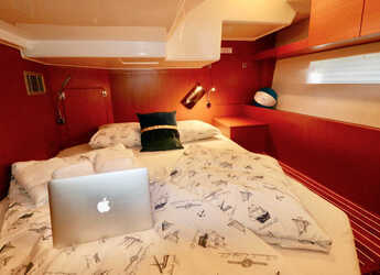 Rent a sailboat in Marina Kastela - Bavaria C50 Holiday - 5 cab.