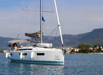 Rent a sailboat in Marina Kastela - Sun Odyssey 440 