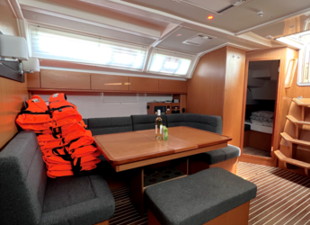 Rent a sailboat in Marina Kastela - Bavaria Cruiser 46 - 4 cab.