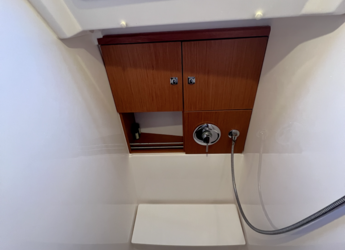 Rent a sailboat in Marina Kastela - Bavaria Cruiser 46 - 4 cab.