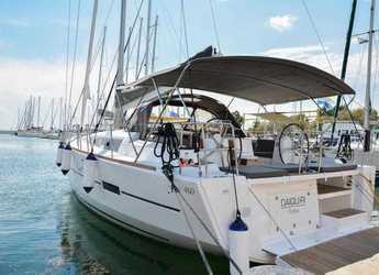 Rent a sailboat in Paros - Dufour 460GL