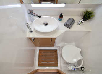 Alquilar catamarán en Paros Marina - Dufour Catamaran 48