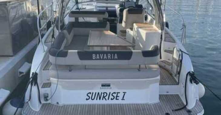 Chartern Sie motorboot in Naviera Balear - Bavaria Sport 330 Open