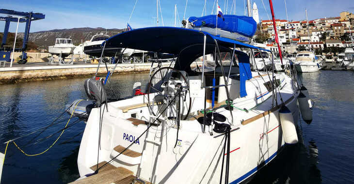Rent a sailboat in Marina Novi - Sun Odyssey 33i