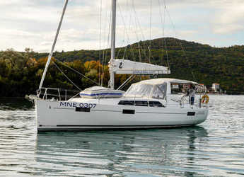 Rent a sailboat in Porto Montenegro - Oceanis 41.1