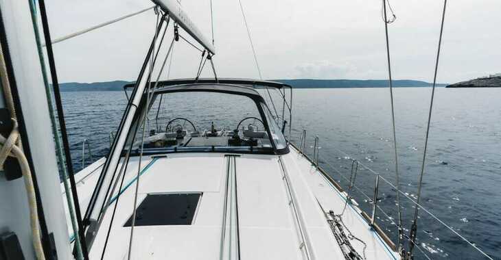 Chartern Sie segelboot in Lavrion Marina - Oceanis 45