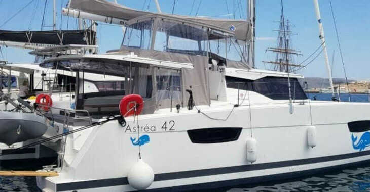 Chartern Sie katamaran in Lavrion Marina - Astréa 42