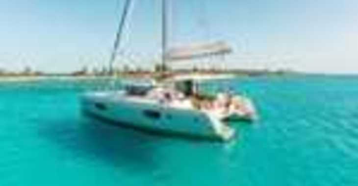 Alquilar catamarán en Puerto del Rey Marina - Lagoon 420