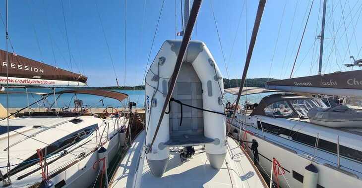 Rent a sailboat in ACI Pomer - Sun Odyssey 349