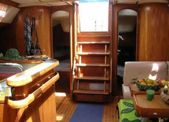 Rent a sailboat in Circolo nautico Livorno - Sun Odyssey 51