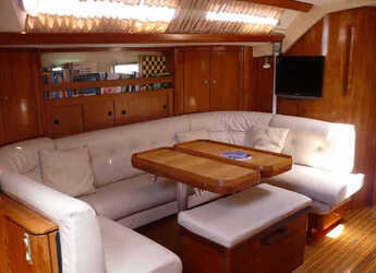 Rent a sailboat in Circolo nautico Livorno - Sun Odyssey 51