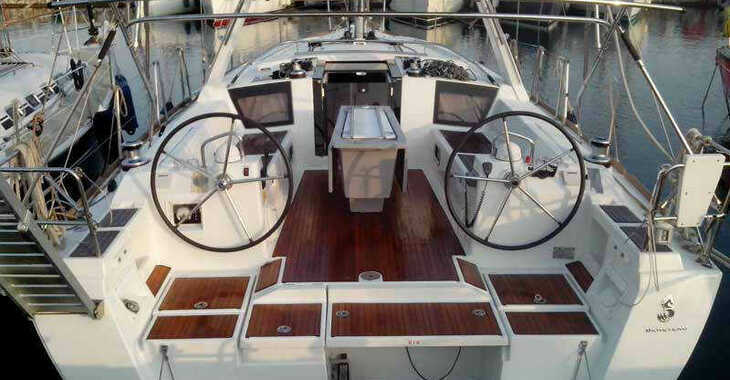Rent a sailboat in Marina Gouvia - Oceanis 41