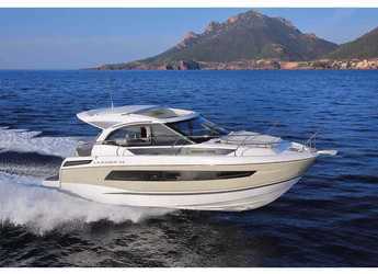 Rent a yacht in Marina Formentera - Leader 33
